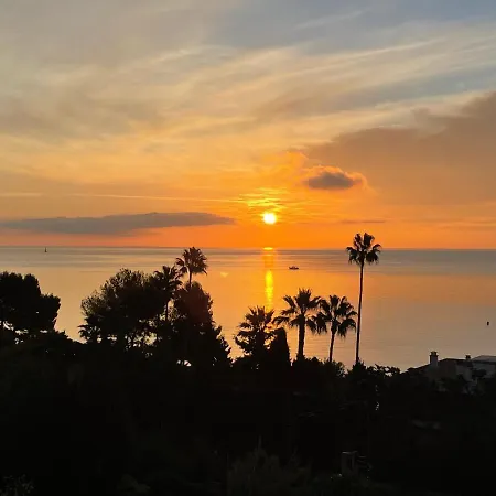 Royal Pink - Design - Vue De Reve - Parking Gratuit Cannes