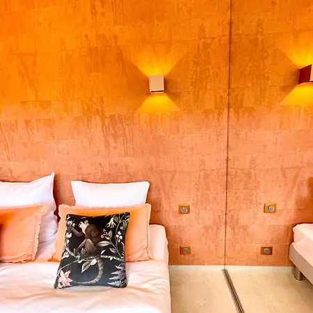 Royal Pink - Design - Vue De Reve - Parking Gratuit Cannes